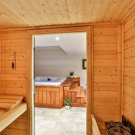 & Face A La ميرفيل-فرانسفيل بلاج