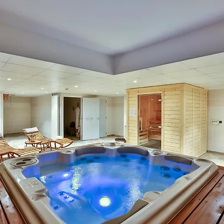 Hotel Hôtel&spa Face à La