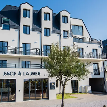 Hotel Hôtel&spa Face à La Merville-Franceville-Plage