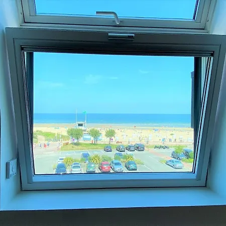 Hotel Hôtel&spa Face à La Merville-Franceville-Plage