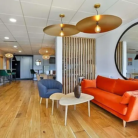 Hotel & Face A La Merville-Franceville-Plage