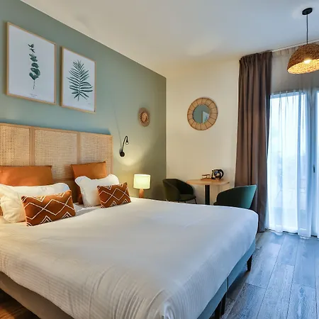 Hotel Hôtel&spa Face à La Merville-Franceville-Plage