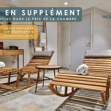 Hotel & Face A La Merville-Franceville-Plage