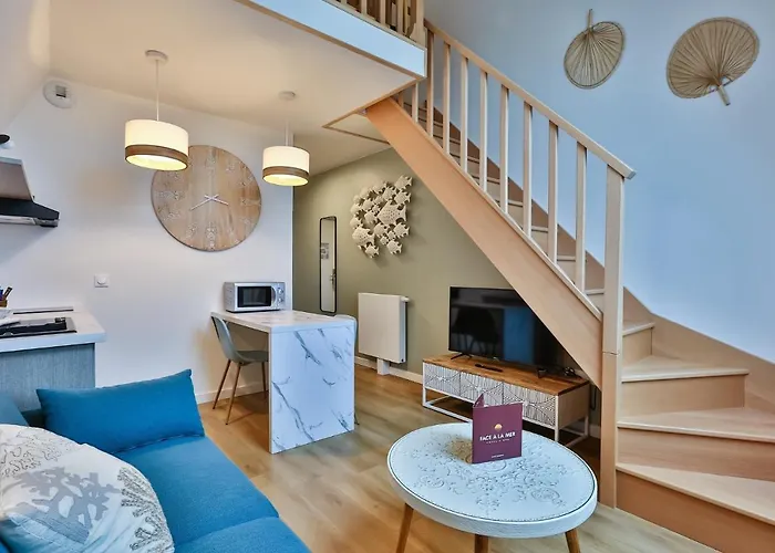 Hotel Hôtel&spa Face à La Merville-Franceville-Plage